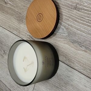 Chesapeake Bay Relax and Restore 11 oz Candle